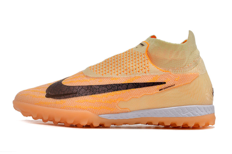 Chuteira Society Nike Phantom GX DF Elite TF Laranja "Fusion Pack"