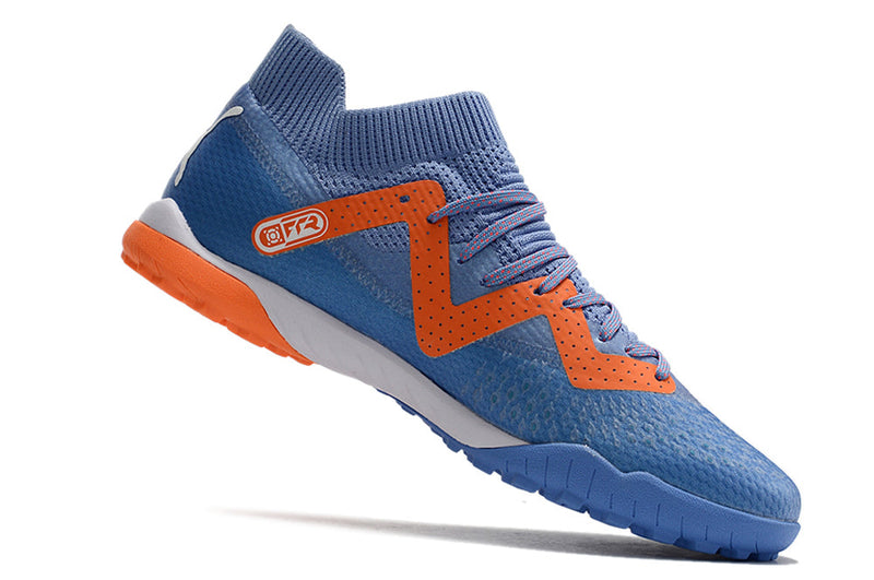 Chuteira Society Puma Future Ultimate TF Roxa e Laranja "Supercharge Pack"