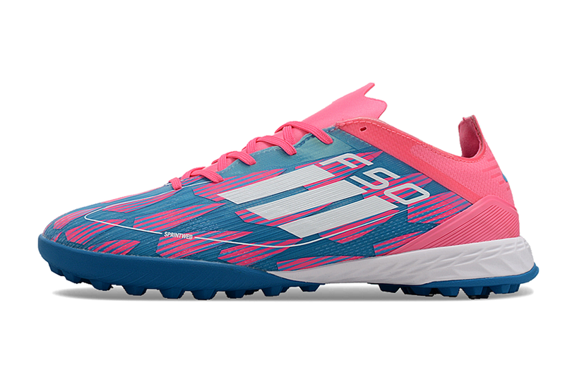 Chuteira Society Adidas F50 TF Azul e Rosa "Re-Emergence Pack"