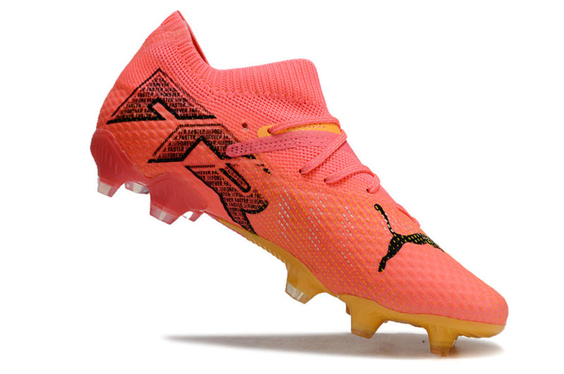 Chuteira Campo Puma Future 7 FG Rosa