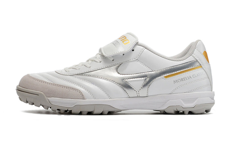 Chuteira Society Mizuno Morelia 3 TF Branca e Prata "Beta Shining"