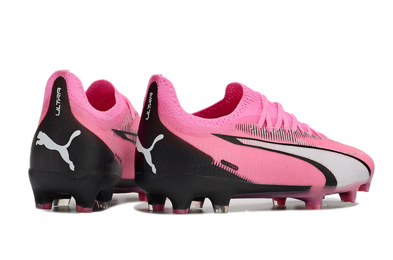 Chuteira Campo Puma Ultra Ultimate FG Rosa e Preto "Phenomenal Pack"