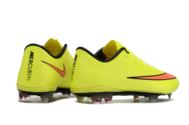 Chuteira Campo Nike Retrô Mercurial Vapor 10 FG Verde Neon e Laranja