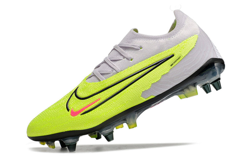 Chuteira Campo Nike Phantom GX Elite Trava Mista Cinza e Verde "Luminous Pack"