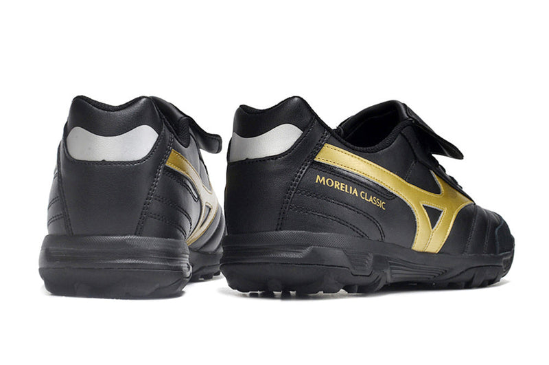 Chuteira Society Mizuno Morelia 4 TF Preta e Dourada "Aurum Pack"