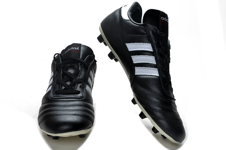 Chuteira Campo Adidas Copa Mundial FG Preta e Branca