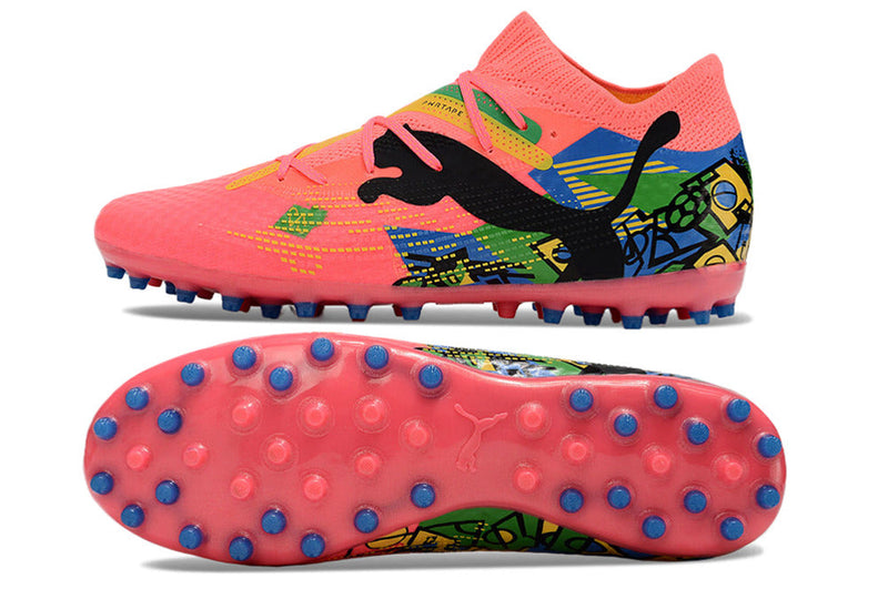 Chuteira Society Puma Future 7 MG Rosa, Azul, Verde e Amarelo "Brazil Pack"