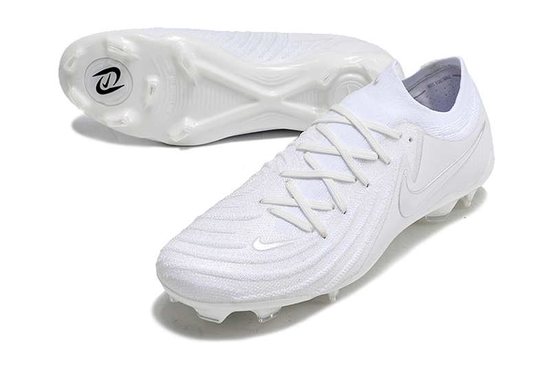 Chuteira Campo Nike Phantom Luna 2 Elite FG Branca