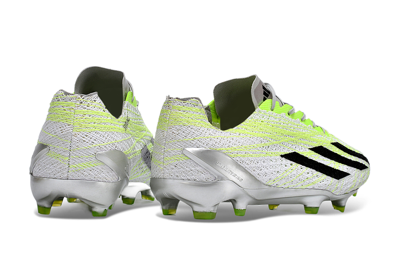 Chuteira Campo Adidas X Crazyfast+ FG Branca e Verde "Strong"