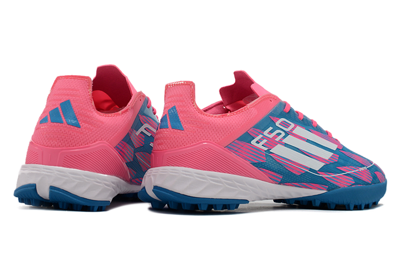 Chuteira Society Adidas F50 TF Azul e Rosa "Re-Emergence Pack"