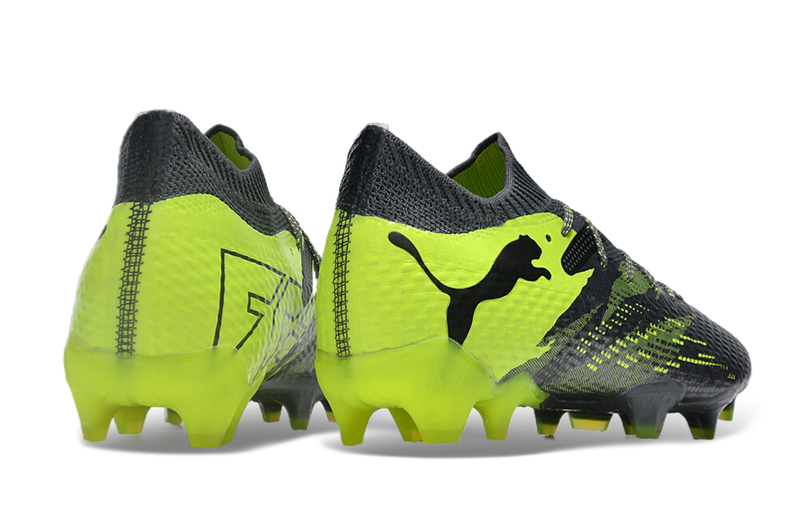 Chuteira Campo Puma Future 7 FG Cinza e Verde "Rush Pack"